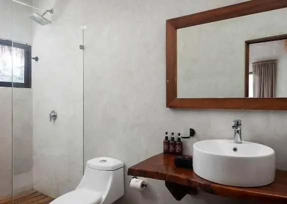 Grand 7Br Villa Jacuzzi Pool & Charming Patio Tulum