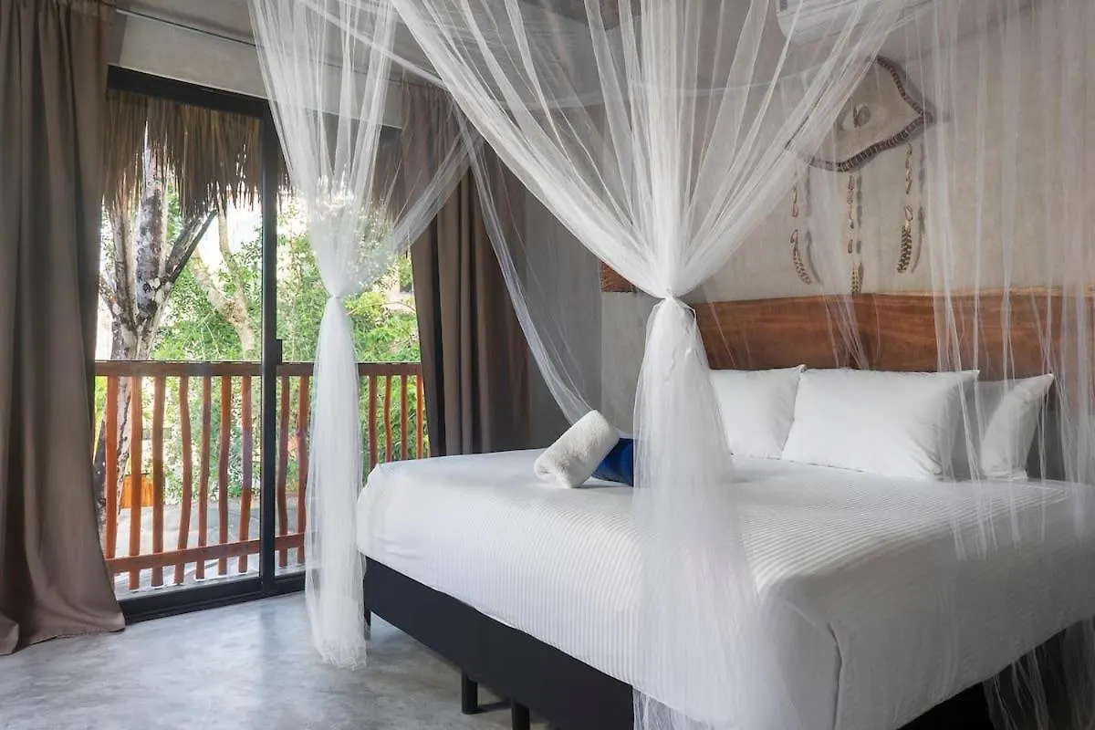 Grand 7Br Villa Jacuzzi Pool & Charming Patio Tulum