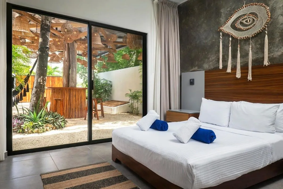 Grand 7Br Villa Jacuzzi Pool & Charming Patio Tulum Mexico
